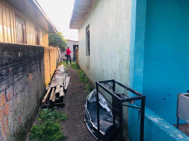 Vende-se casa 3 quartos sala de estar cozinha e 1 banheiro no bairro São Marcos - Foto 2