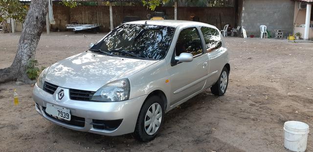 Clio 2012. 13km/L com ar-c - Foto 2