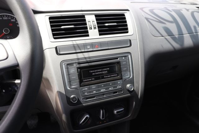 Volkswagen Fox 1.0 MPi Trendline 2016 - Foto 9