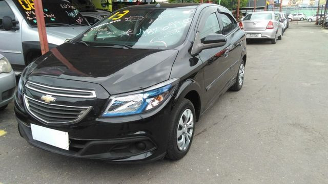 Vendo Onix LT 1.0 2013 - Completo * Entrada + 36x R$ 699,00 * C/ GNV - Foto 5