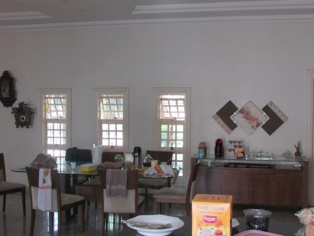 Casa em lote de mais de 1000 m2 - Foto 6