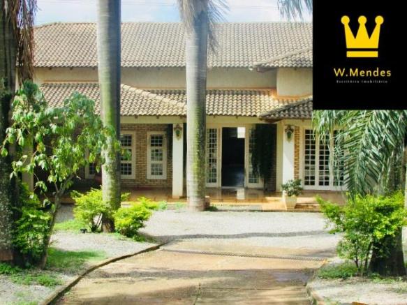 Casa em lote de mais de 1000 m2