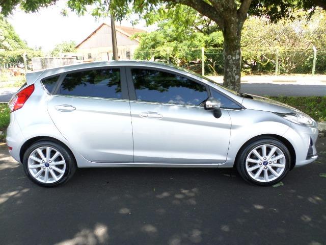 New Fiesta Hatch Titanium 1.6 Flex AT - Foto 8