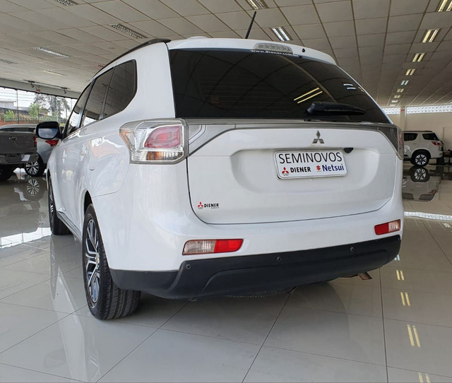 OUTLANDER 2.0 160CV AUTOMÁTICA 2015 - Foto 17
