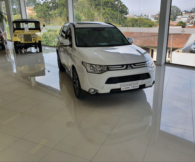 OUTLANDER 2.0 160CV AUTOMÁTICA 2015 - Foto 20