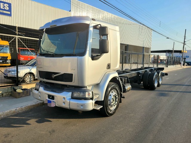 VM 240 ALEMÃO CAMINHÕES ITAPETININGA