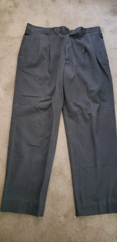 Lote de 3 Calças, 2 Bermudas e 1 Camisa Pólo Plus Size 