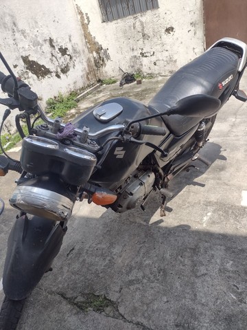 MOTO SUZUKI YES 125