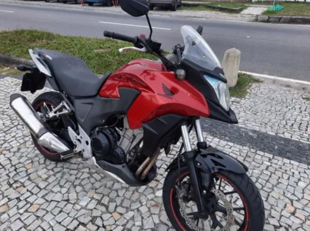 HONDA CB500X COM SINAL DE 3.200,00 + PARCELAS