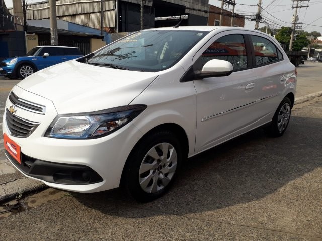 CHEVROLET ONIX 2013 1.4 MPFI LT 8V FLEX 4P MANUAL