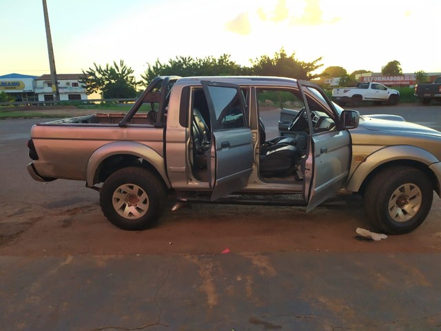 MITSUBISHI L200 SPORT 4×4