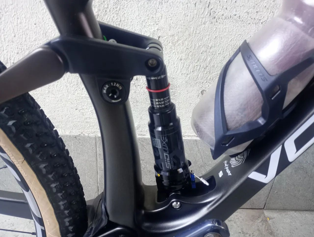 Bicicleta Volcano Soul - Carbono - Freios a Disco - Foto 5