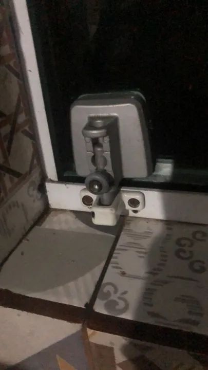 Fechaduras para portas madeira e vidro - Foto 5