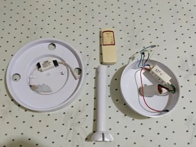 Peças do Ventilador de Teto Venti-Delta Lunik 3 - Foto 4