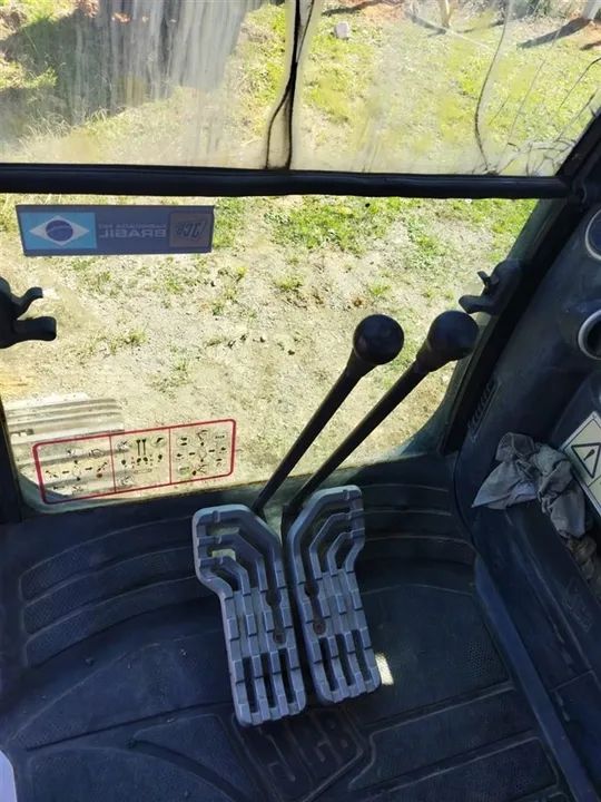 Escavadeira JCB JS200LC ano 2011 c/ 11.000 horas - Foto 6