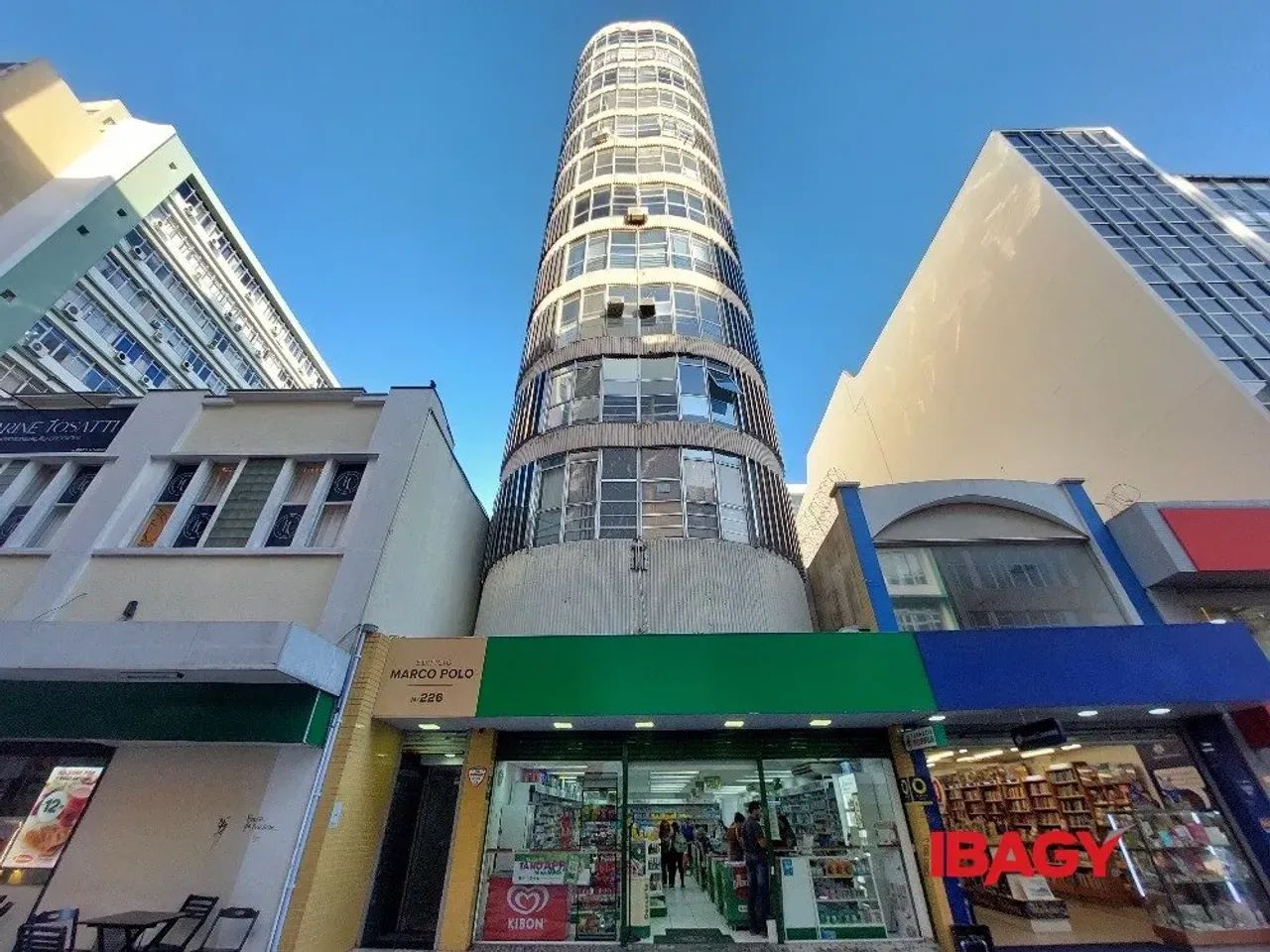 Salas/Conjuntos em Centro