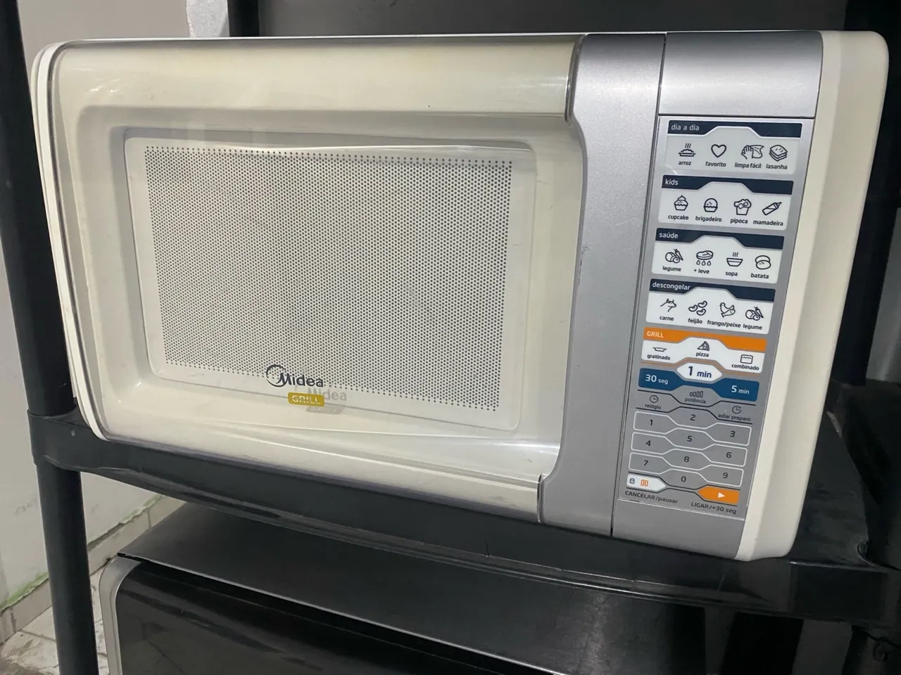 Micro-ondas Midea Grill 25 Litros