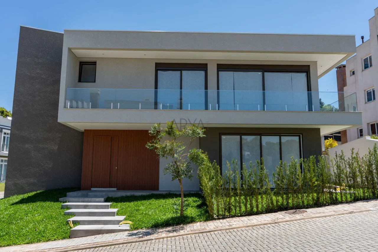 Casa em condomínio no Barigui ARYA1