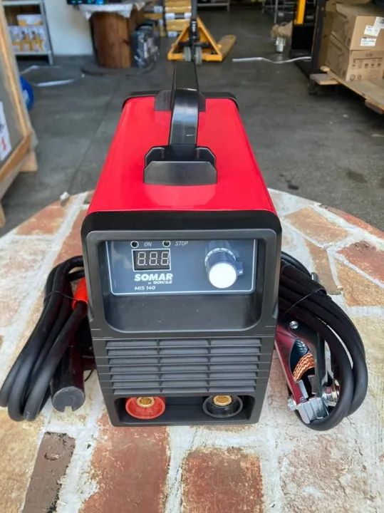 maquina de solda Inversora 140A Bivolt manual Somar
