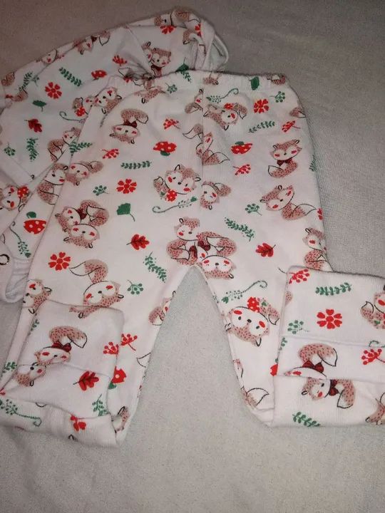 Conjunto de casaco com calça novo - Foto 4