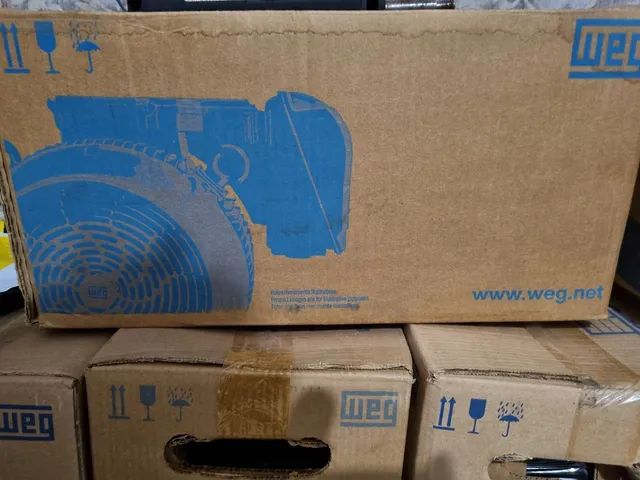 Motor WEG trifásico 1,5cv novo na caixa - Foto 2