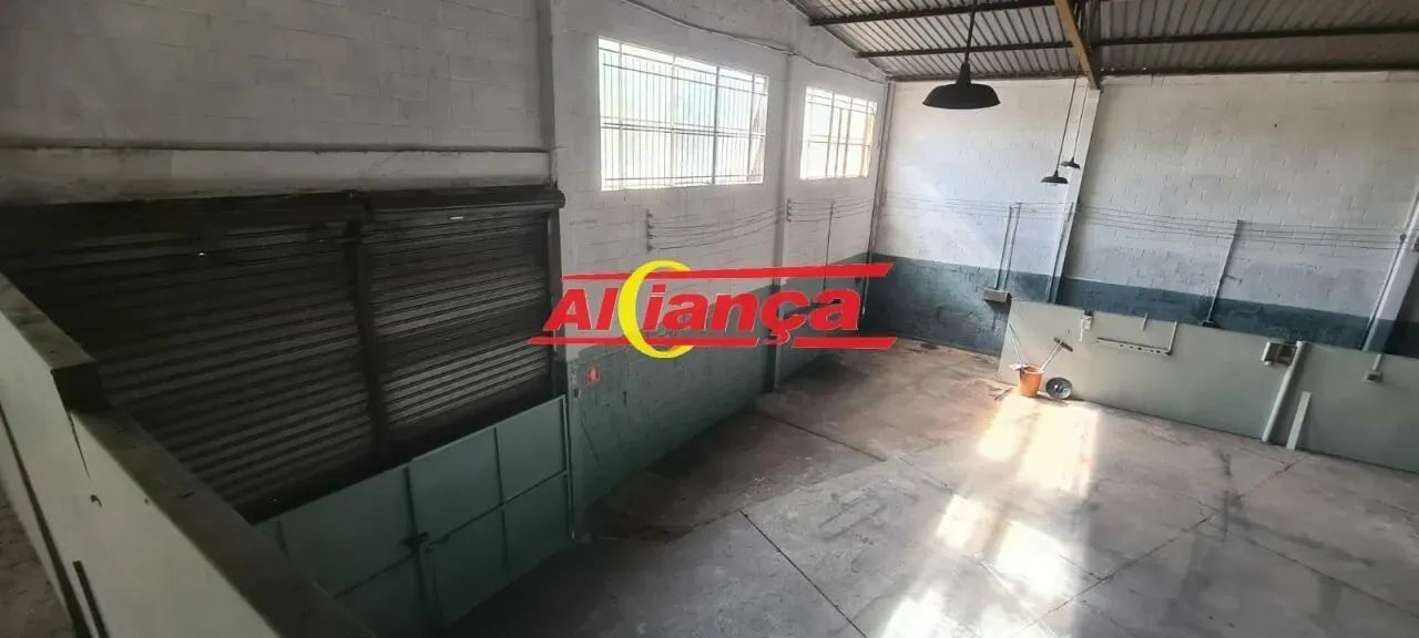Galpão Comercial para alugar, 307m²- Vila Paraíso - próximo a Via Dutra - Guarulhos - R$ 7 - Foto 3