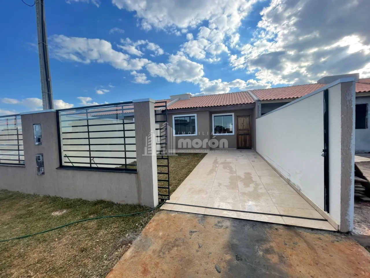 CASA À VENDA NO TERRALIZ
