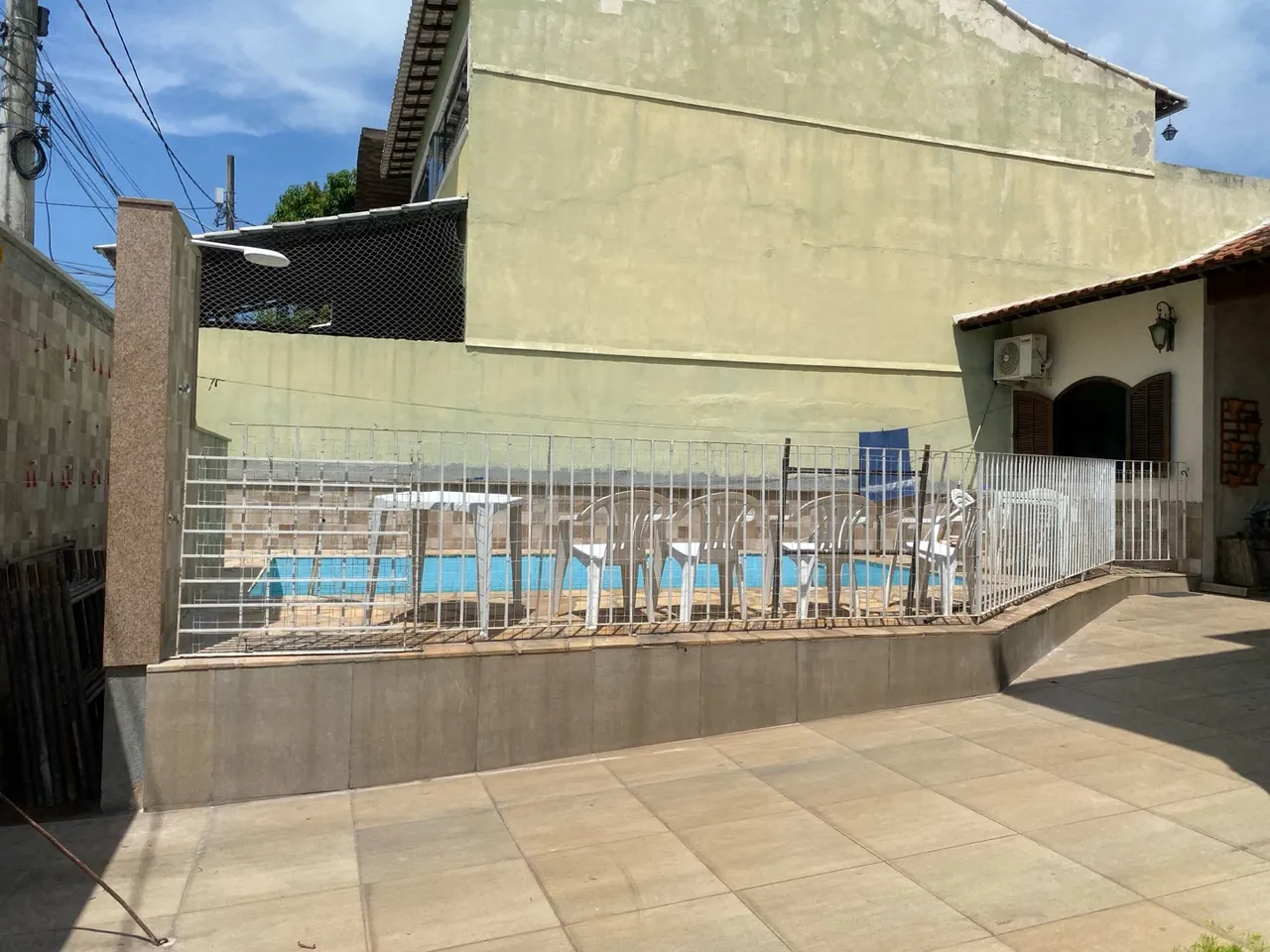 Grade de proteção para piscina