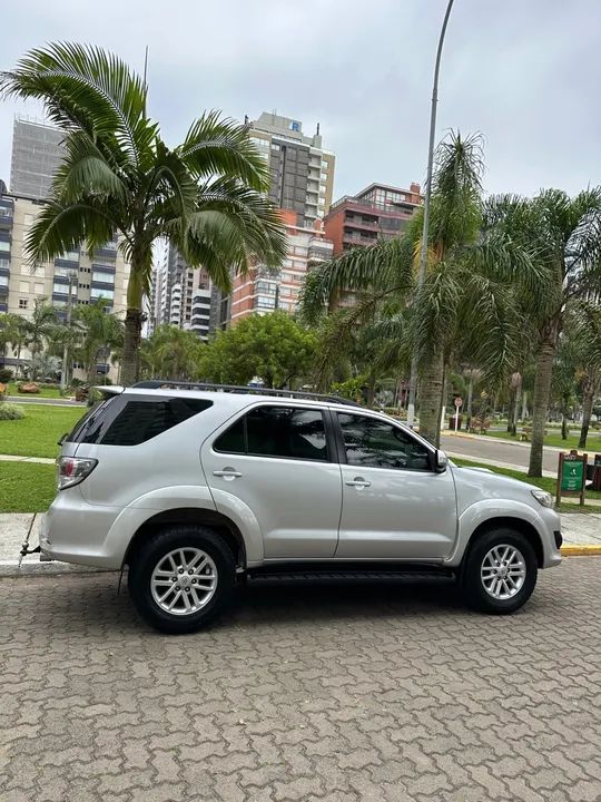 Toyota Hilux sw4 srv 3.0 diesel  - Foto 2