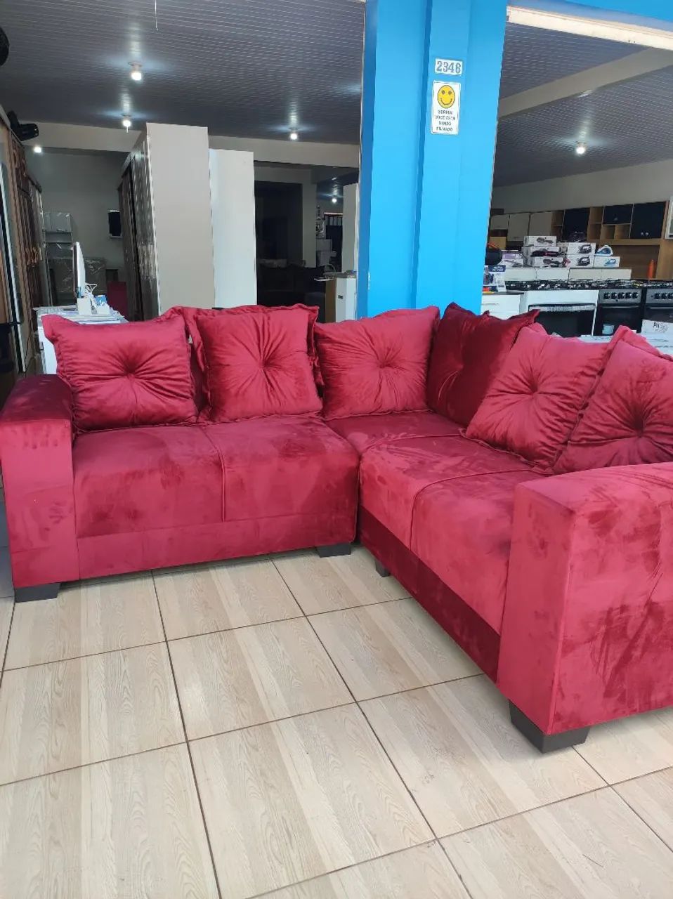 Sofá de canto vermelho com almofadas novo - Foto 3