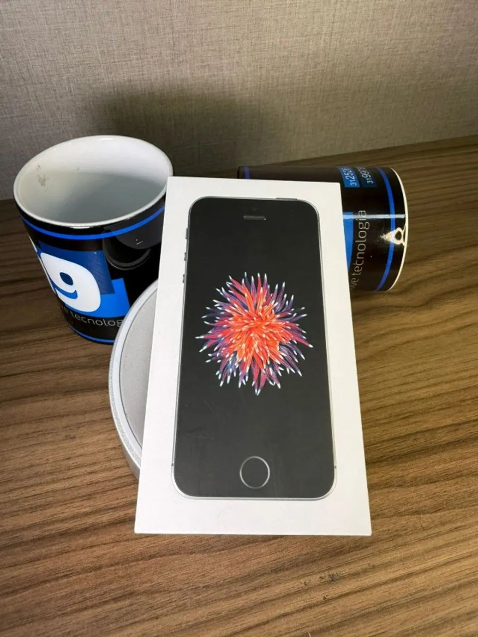 iPhone SE 64GB  Model A1723  Space Gray  MLM62BZ/A  Com caixa    - Foto 3