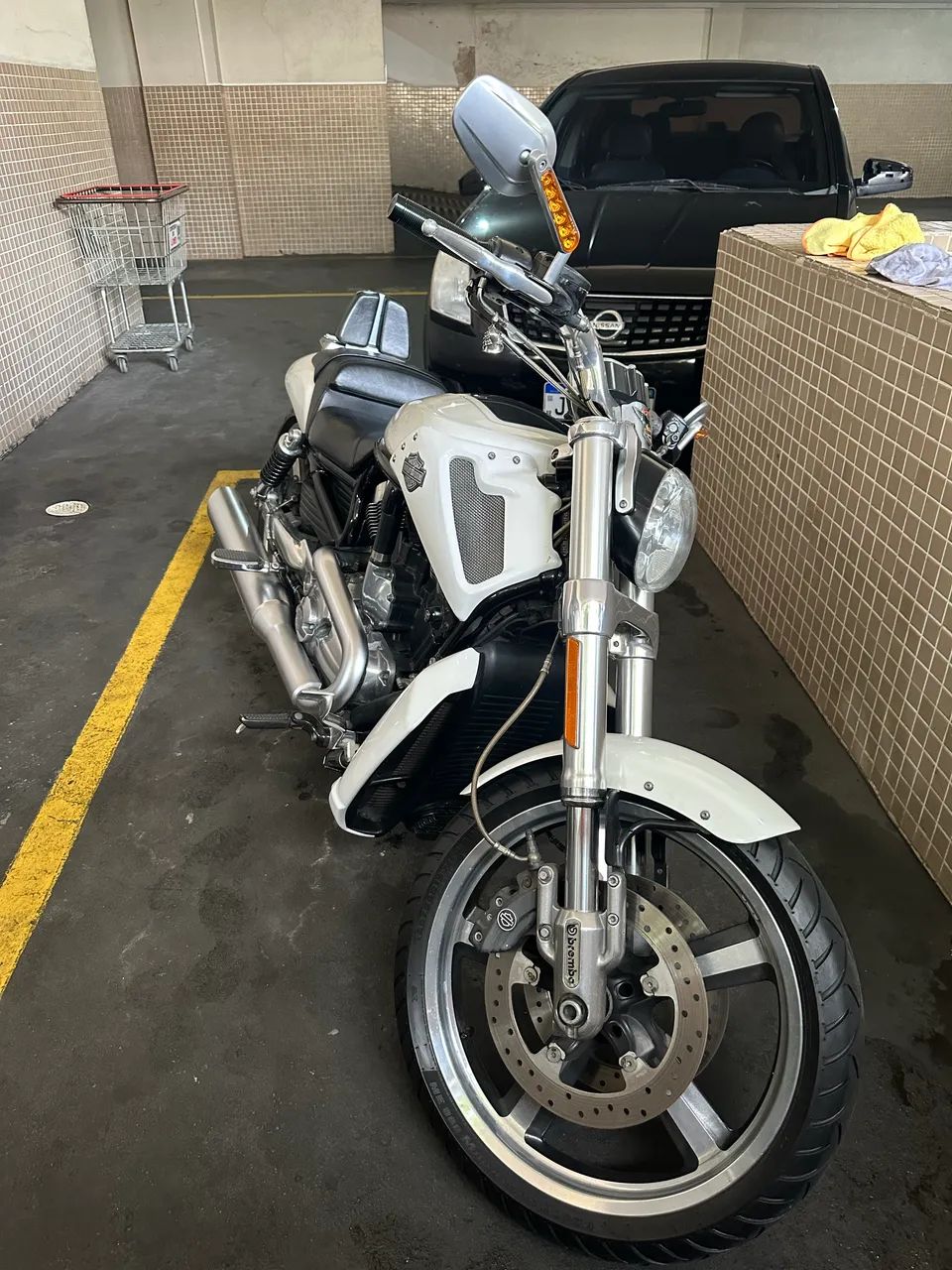 Moto impecável, pegar e andar, super exclusiva, pouco rodada - Foto 2