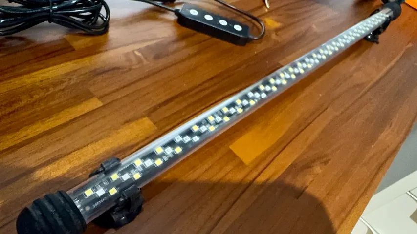 Luminária de LED para Aquários