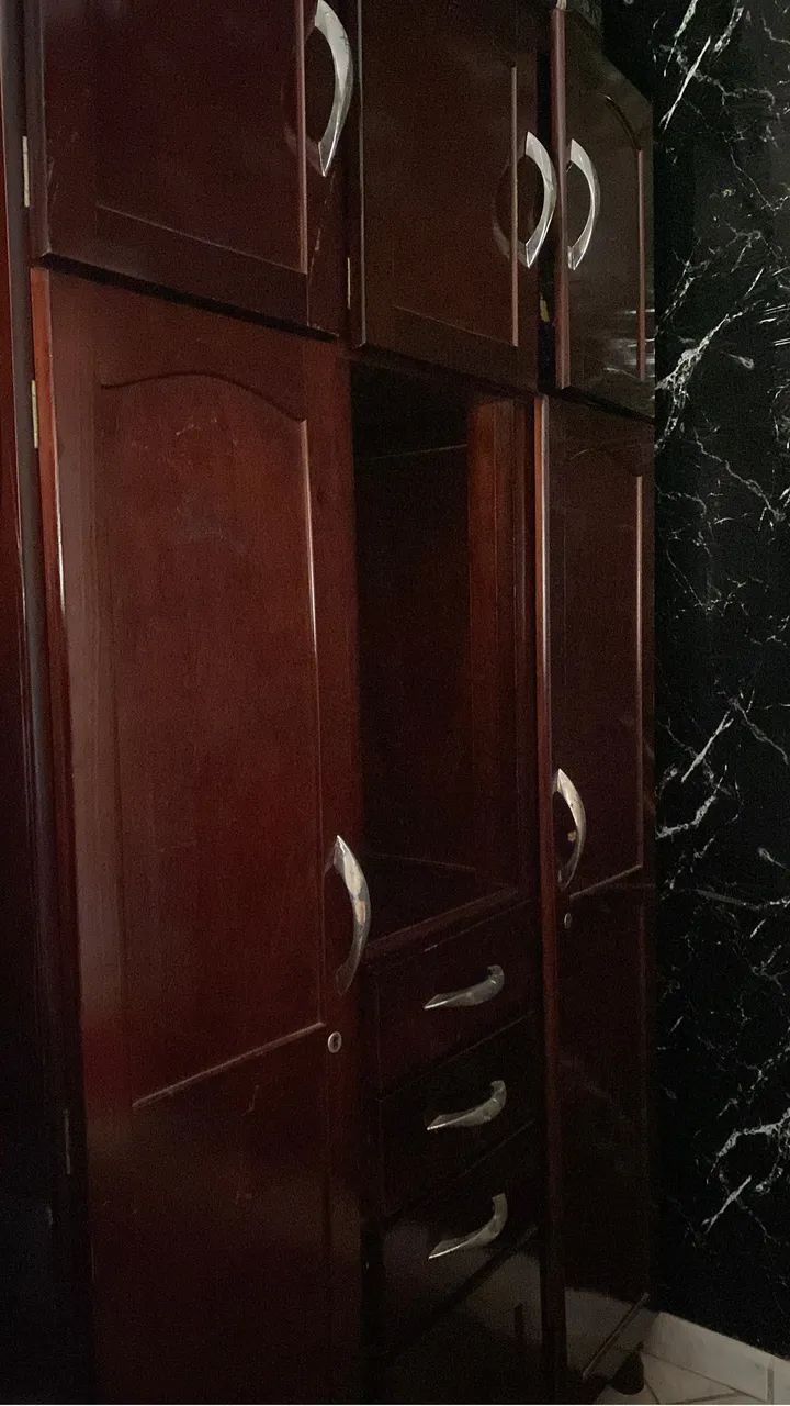 Guarda roupa de madeira64330719573762120