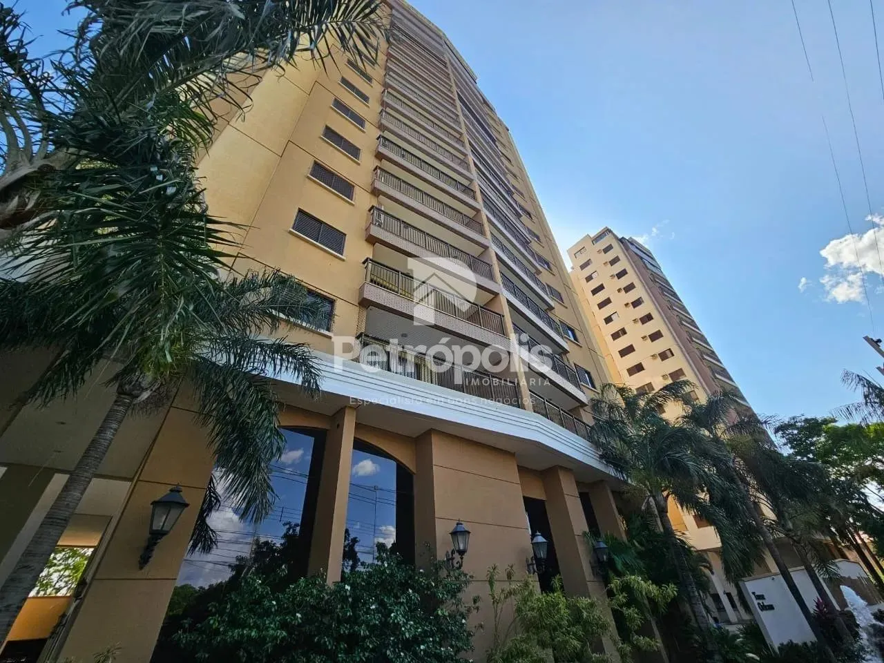 Linda Cobertura na Quadra 106 Norte com 4 quartos sendo 2 suíte, com 200 m² à venda por R$