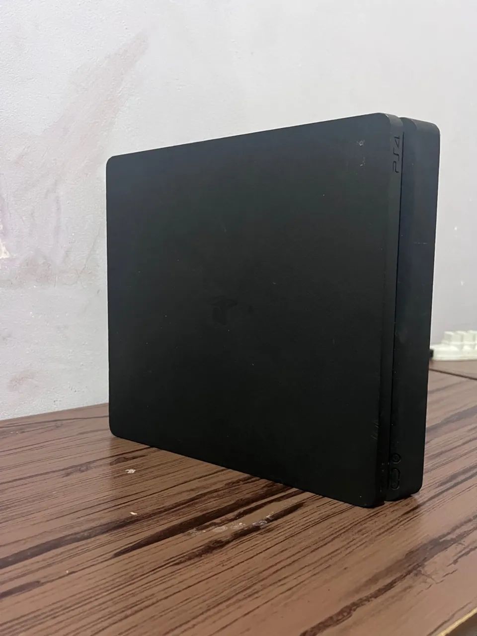 PS4 Slim - Console de jogos