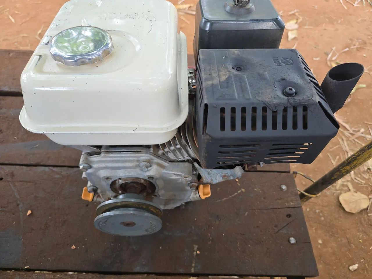 Motor Branco 6.5 gasolina - Foto 2