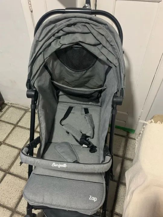 Carrinho de Bebê - Leve e Prático64520807733634122