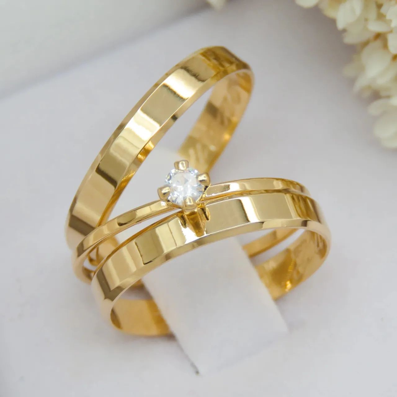 Anel de Noivado em Ouro com Diamante