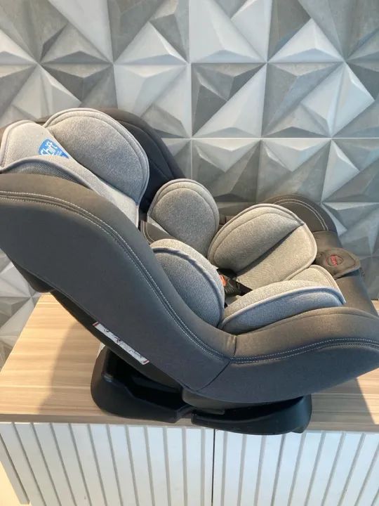 Cadeira Infantil Burigotto 0 a 36 kg usada - Foto 4