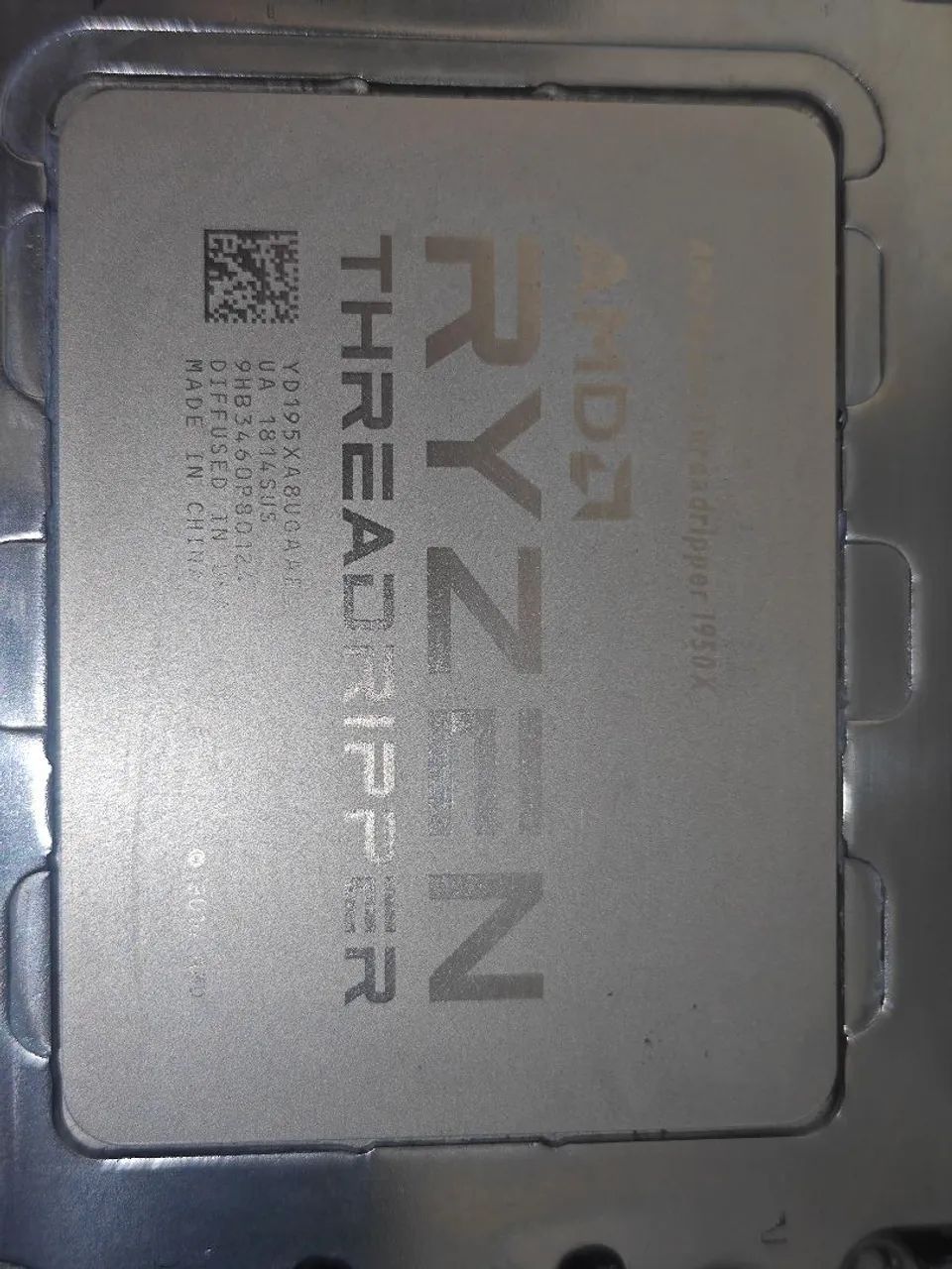 Amd Ryzen Threadripper 1950x - Foto 3