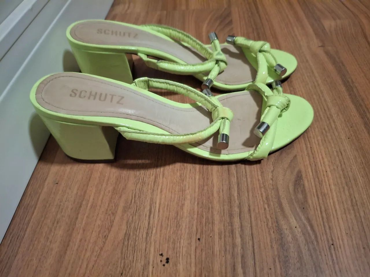 Schutz n37 tamanco