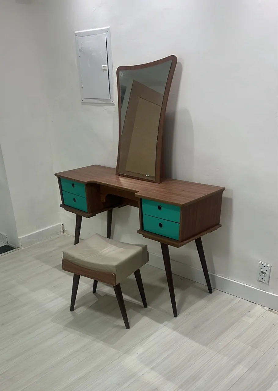 Toucador vintage com espelho