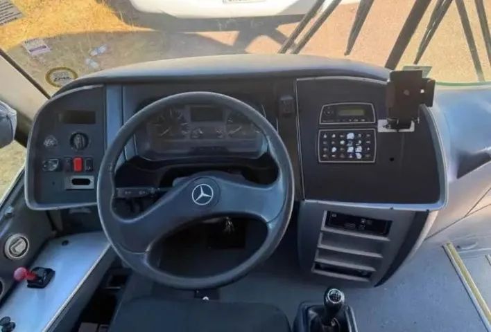2002 Mercedes Viaggio 1050 - Foto 2