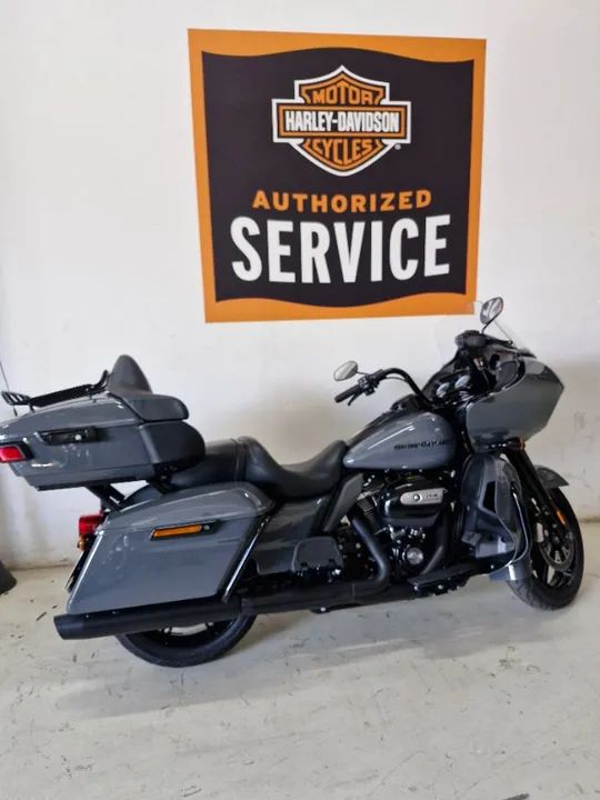 harley road glide limited