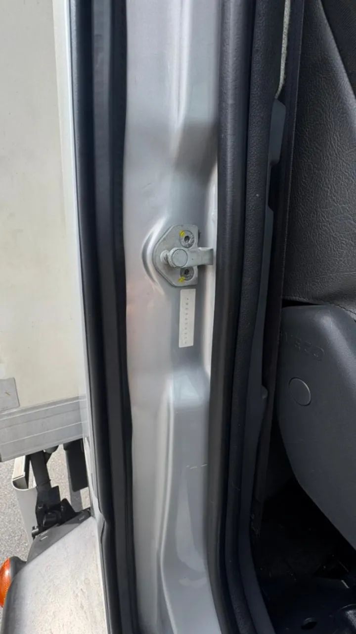 Caminhão Baú Frigorífico Iveco Tector 24280 - Foto 10