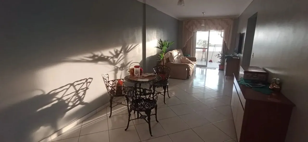 Apartamento à Venda Frente para o Mar, Aviação - Praia Grande - SP