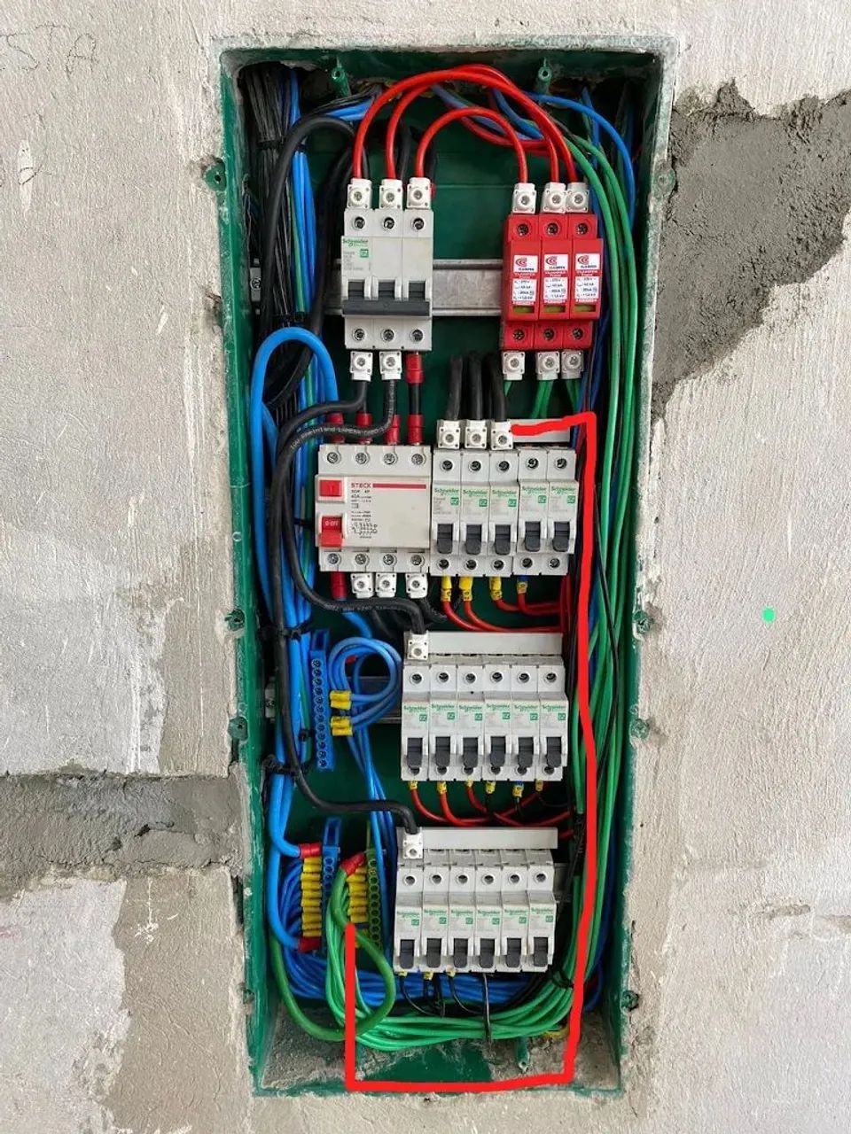 ELETRICISTA PEDRO TRABALHO TODA FORTALEZA E REGIÃO METROPOLITANA - Foto 3