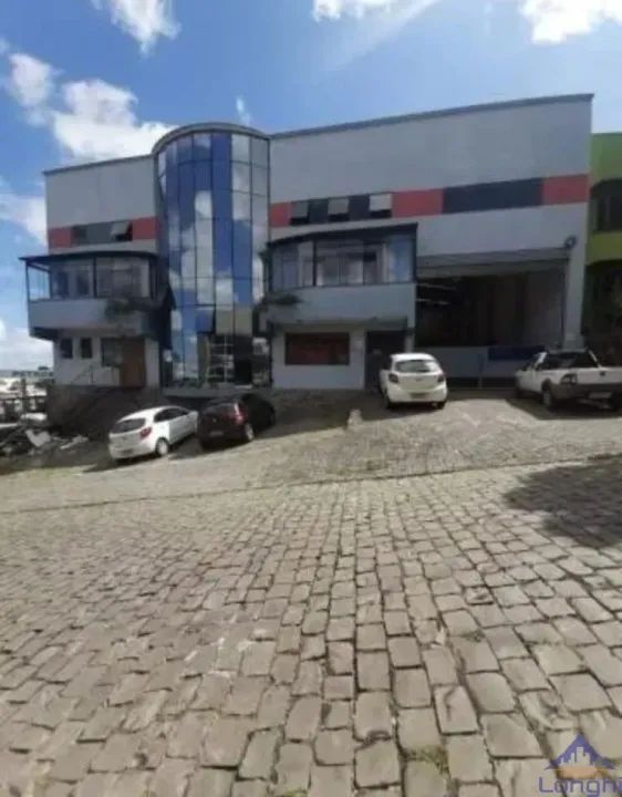 PAVILHÃO INDUSTRIAL