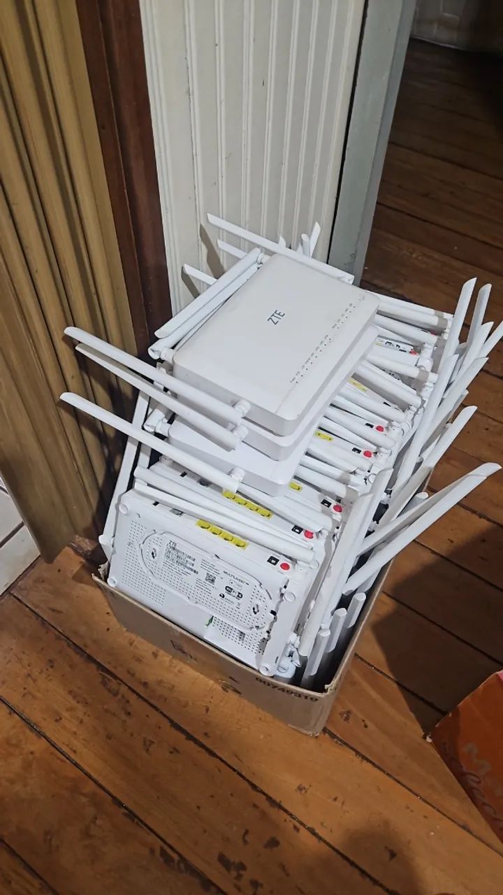 ONT ZTE F6600P Wifi 6 AX3000 (30 peças) C/fonte - Foto 3